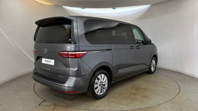 Volkswagen Multivan 1.5 TSI eHybrid Life 5dr 4MOTION DSG Estate - Image 11